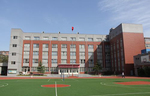 新疆应用职业技术学院