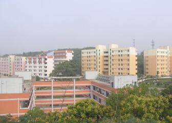 会泽县第四中学