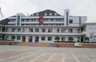 广汉市高坪镇中学