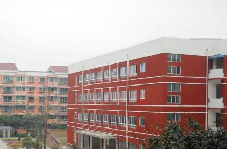 贵州省纳雍县王家寨镇居仁中学