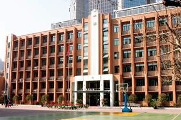 洪洞县向明中学
