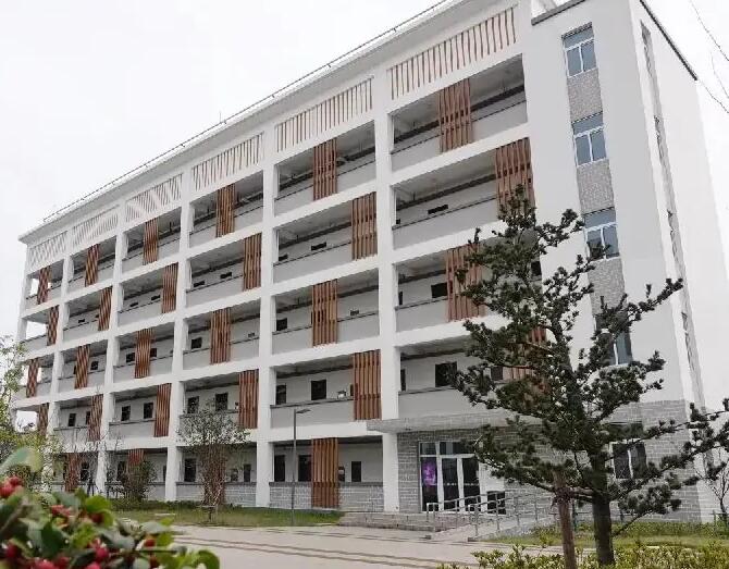 湖北足球学校