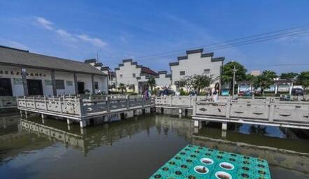 湖州市织里镇中学